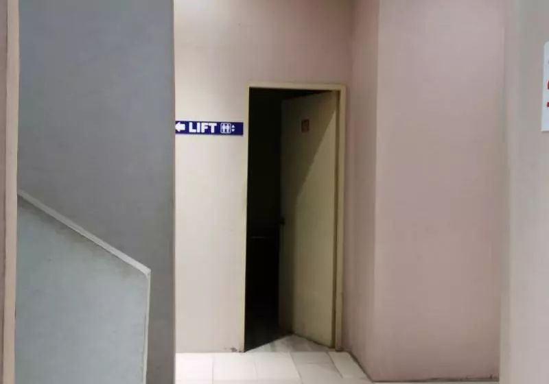 Hotelli Lodge 37
