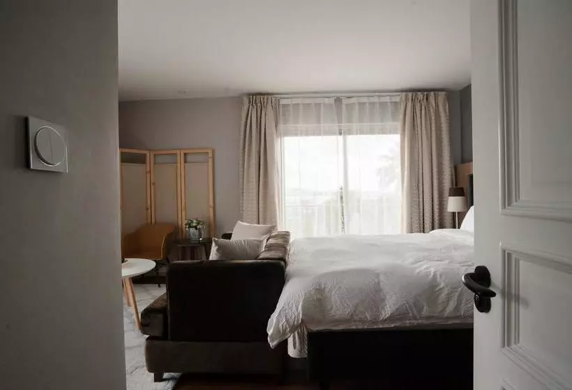 Paradise Hotel Saipan