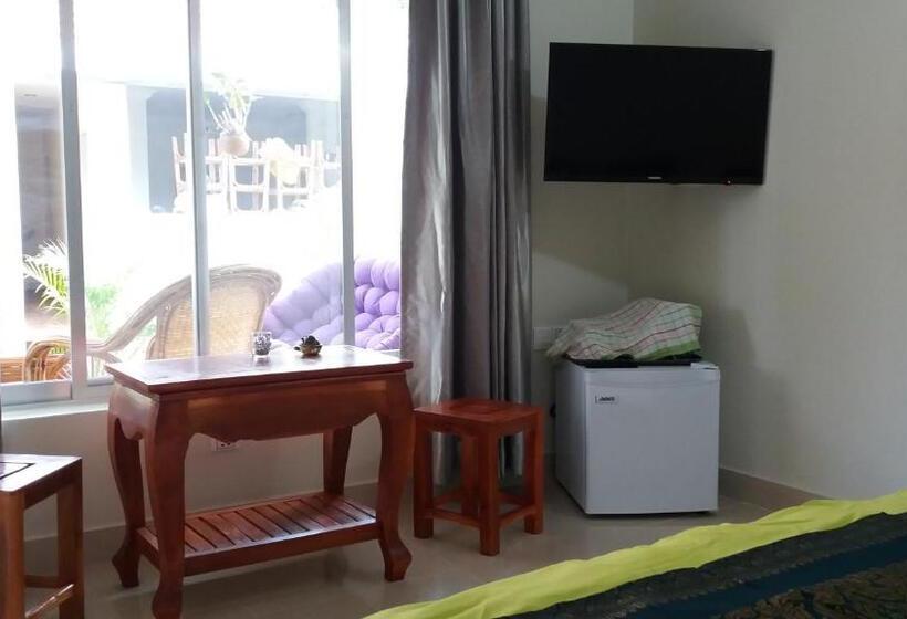 פנסיון Spayhiti