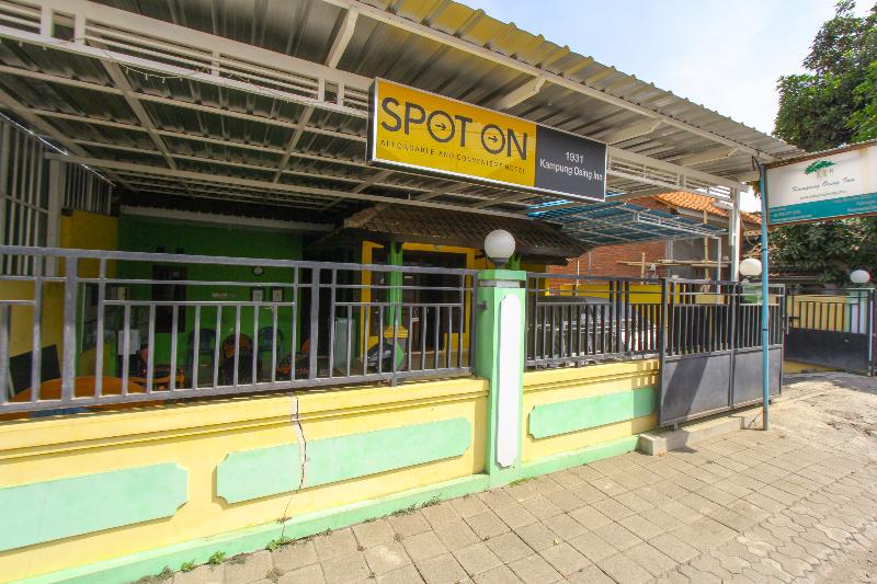 Pensiune Spot On 1931 Kampung Osing Inn