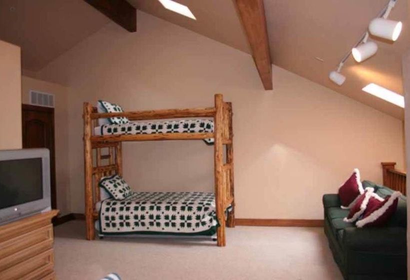 River Run Collection By Alpine Lodging