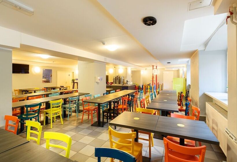 הוסטל a&o Berlin Friedrichshain