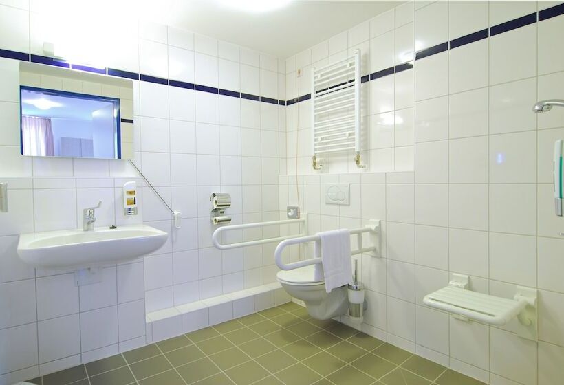 הוסטל a&o Berlin Friedrichshain