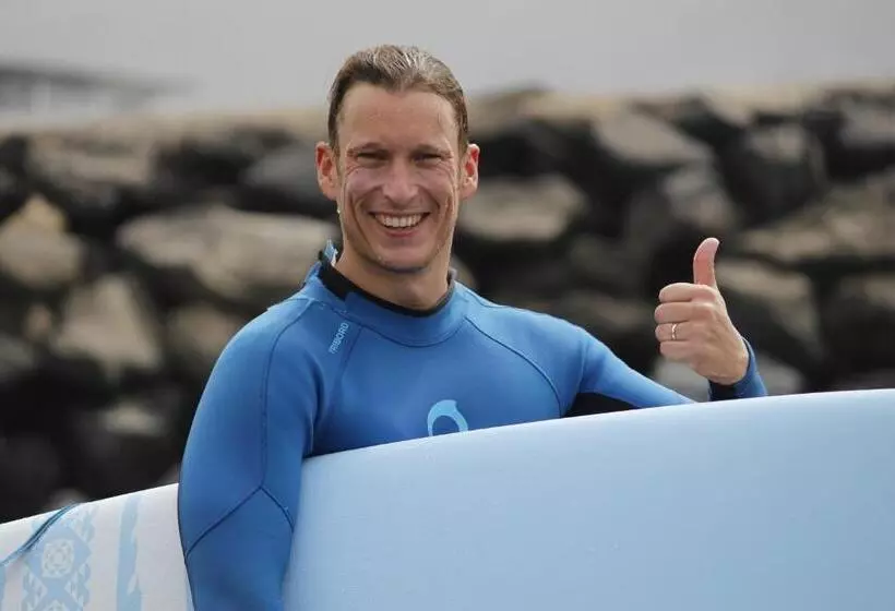 ユースホステル Twin Fin Surf Camp