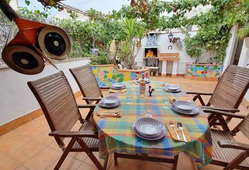 Attic Terrace Bbq, Airport Barcelona, Cerca Playas Castelldefels
