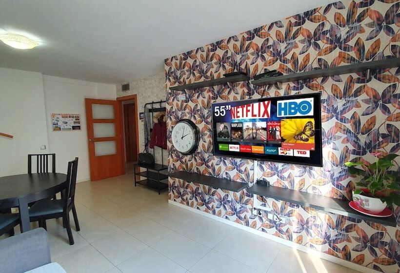 Attic Terrace Bbq, Airport Barcelona, Cerca Playas Castelldefels