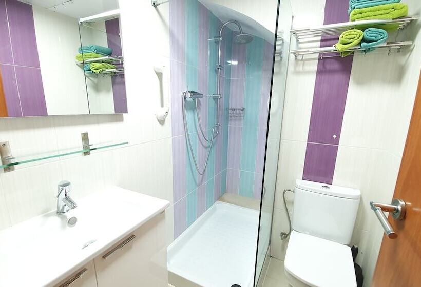 Attic Terrace Bbq, Airport Barcelona, Cerca Playas Castelldefels