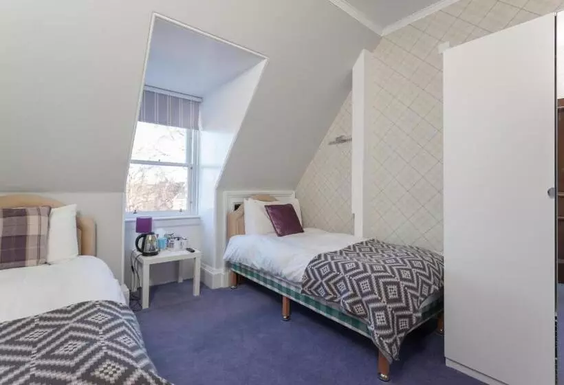 تختخواب و صبحانه Kingsley Guest House
