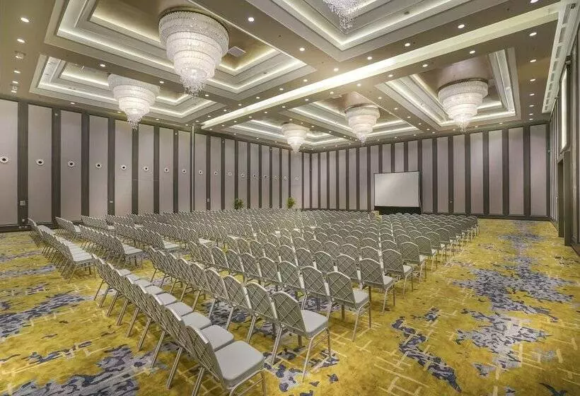 Hotel Vertu Harmoni Jakarta