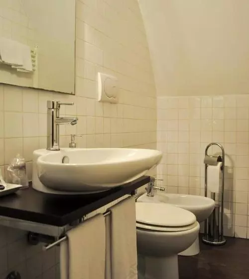 هتل Locanda Degli Antiquari