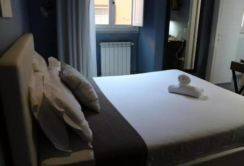 هتل Locanda Degli Antiquari