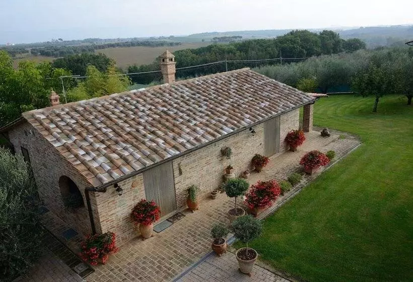 هتل Madonna Della Neve