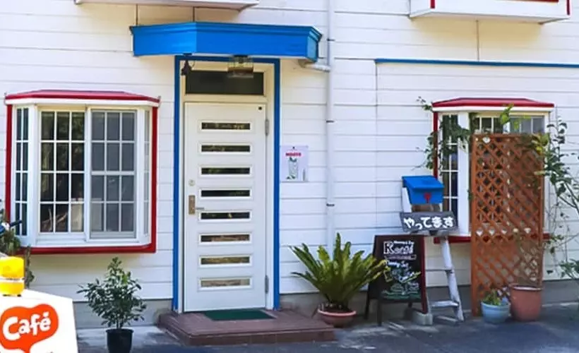 ペンション Guest House Shirahama R Cafe – Caters To Women   Hostel