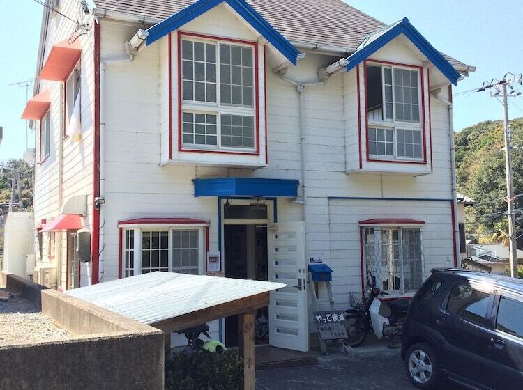 پانسیون Guest House Shirahama R Cafe – Caters To Women   Hostel