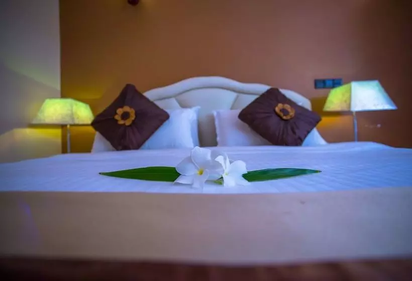 پانسیون Gunbaru Inn