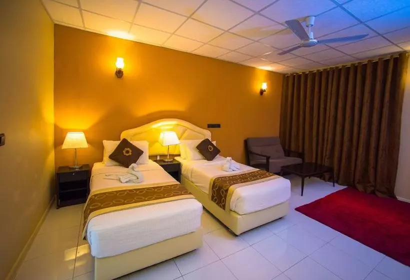 پانسیون Gunbaru Inn
