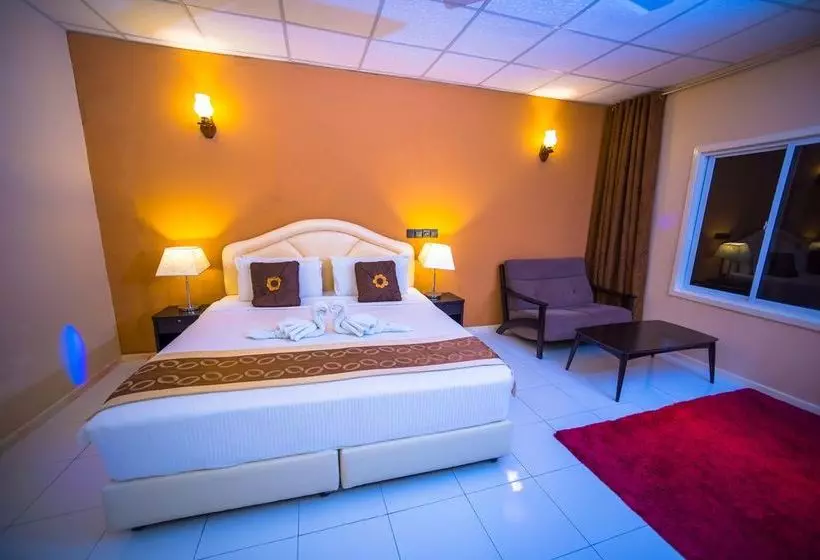 پانسیون Gunbaru Inn