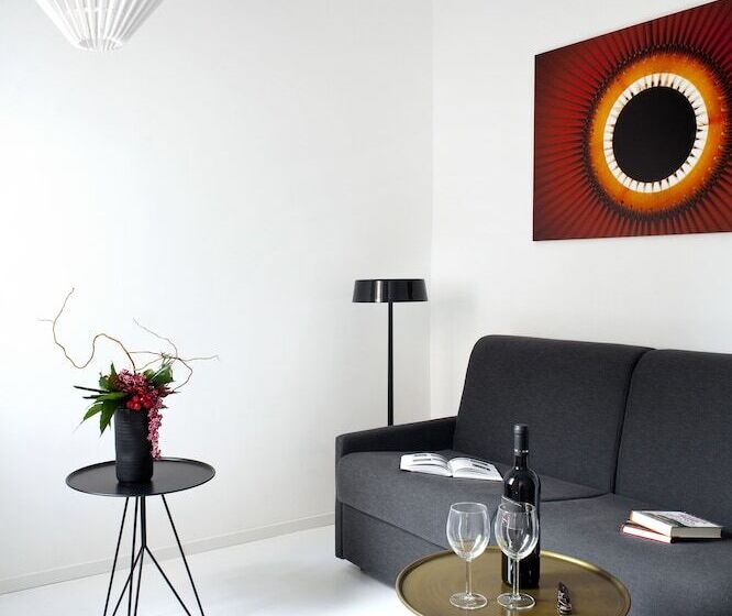 پانسیون Sora Luxury Inn