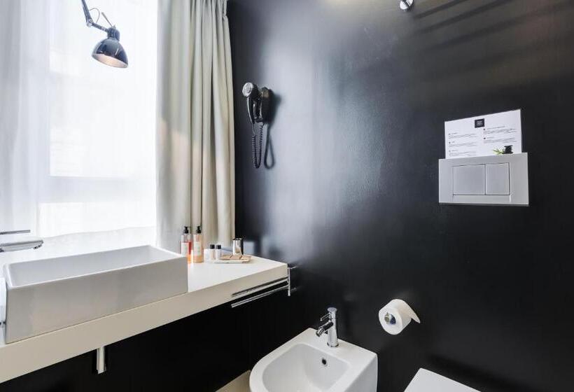 پانسیون Sora Luxury Inn