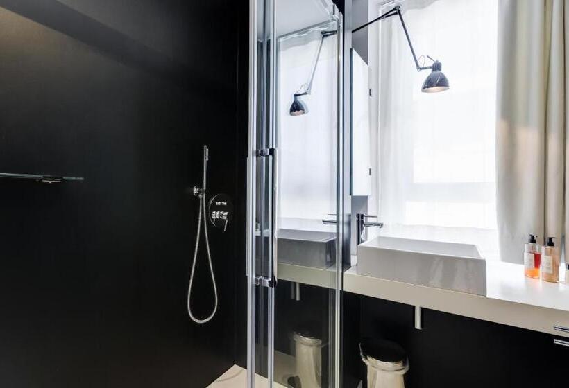 پانسیون Sora Luxury Inn