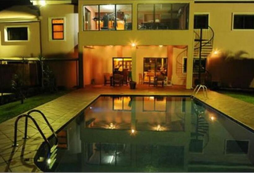 پانسیون The Guest House