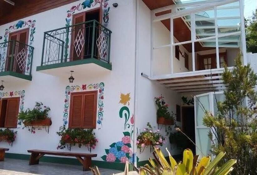 Hotel Pousada Monte Suíço
