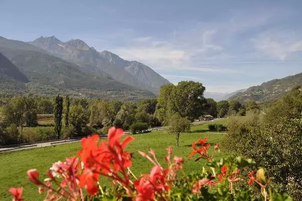 تختخواب و صبحانه Affittacamere Les Noyers