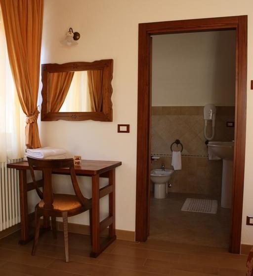 Bed and Breakfast Affittacamere Les Noyers