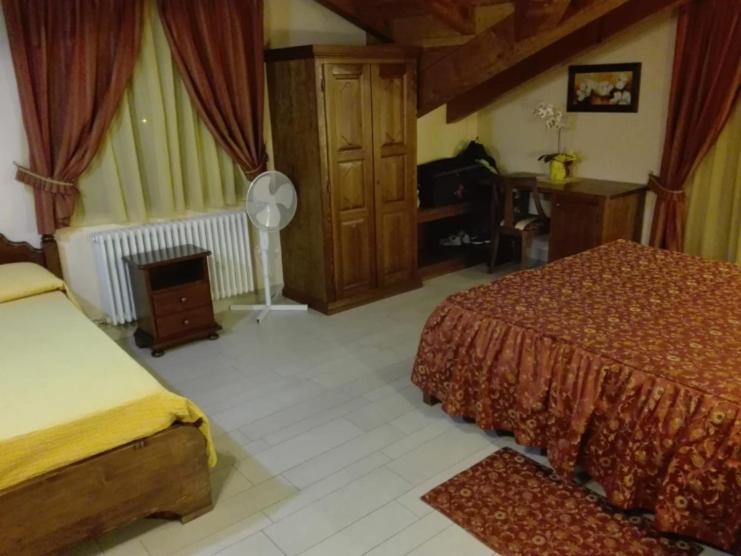 Bed and Breakfast Affittacamere Les Noyers