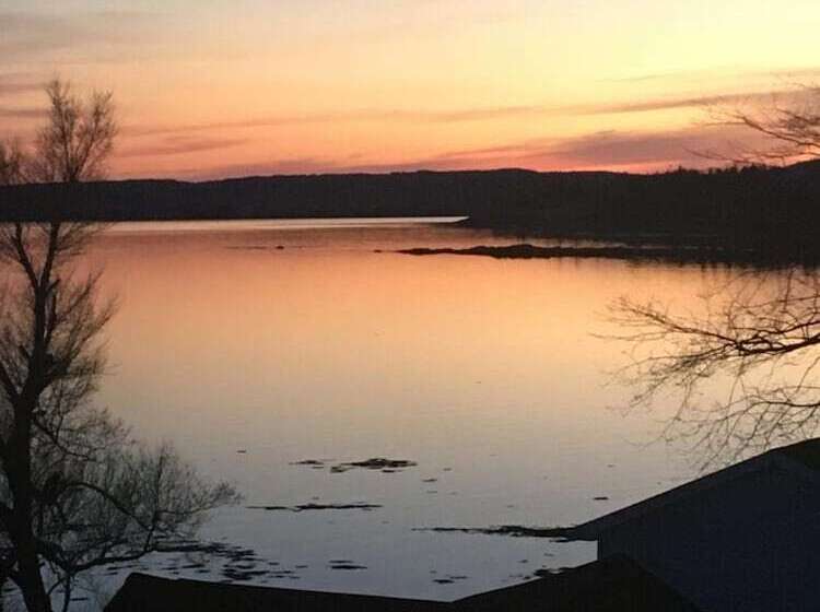 تختخواب و صبحانه Treadwell Inn