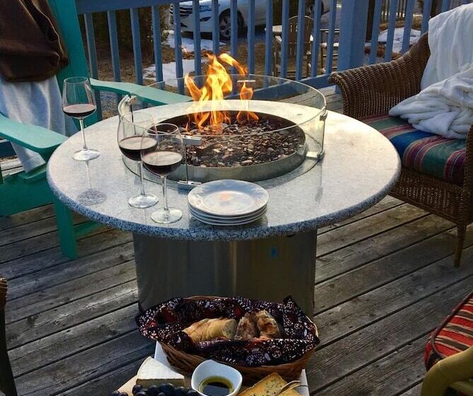 تختخواب و صبحانه Treadwell Inn