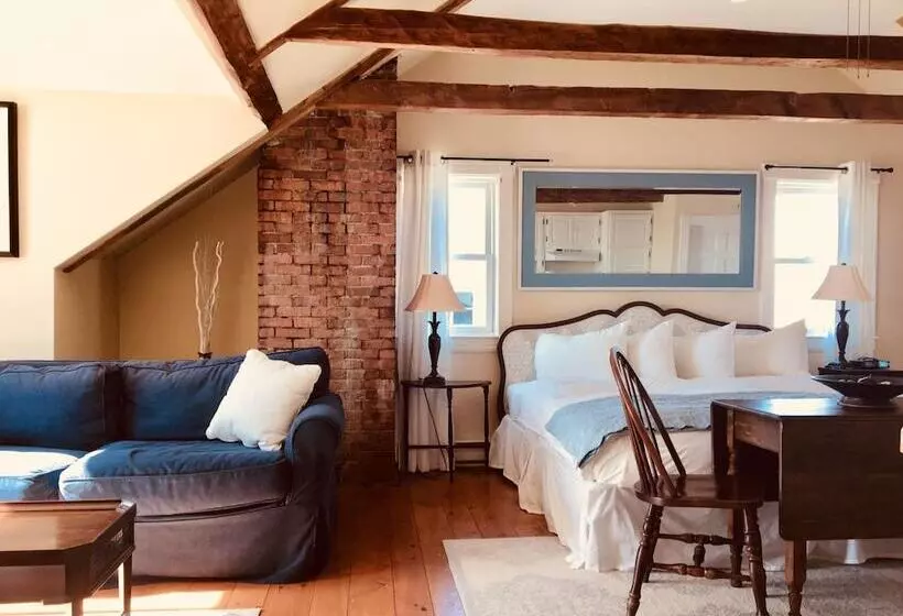 ベッドアンドブレックファースト Treadwell Inn