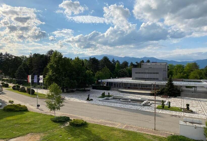 Family Hotel Kavrakovi