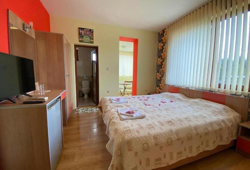 Family Hotel Kavrakovi