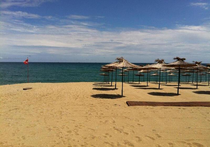 Hostel Rayska Yabalka