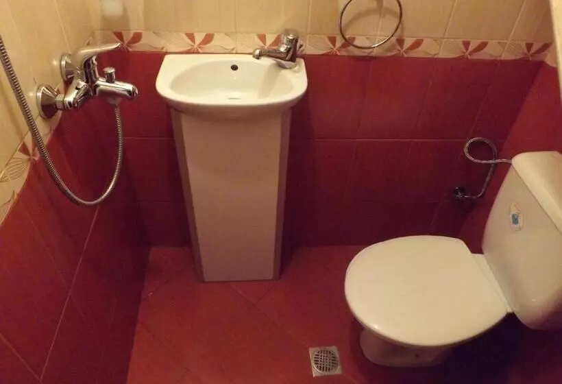 Hostel Rayska Yabalka