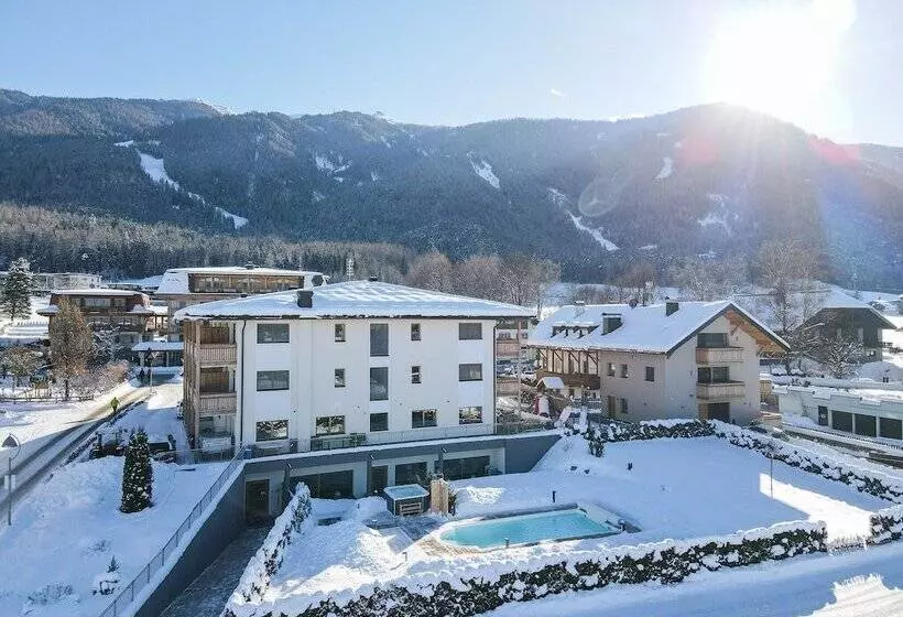 ホテル B&b Feldmessner