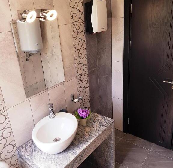 בית מלון כפרי Central Guest Rooms