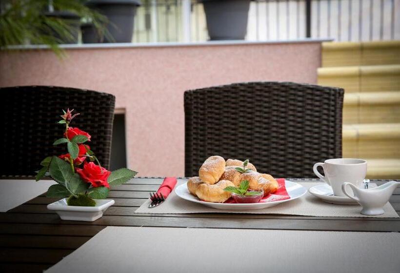 Hotel Emmar Zlatograd