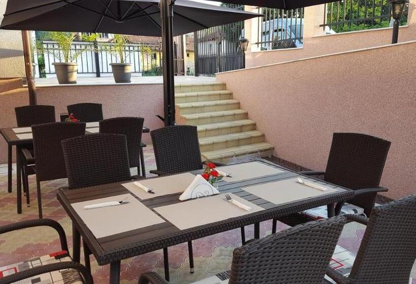 Hotel Emmar Zlatograd