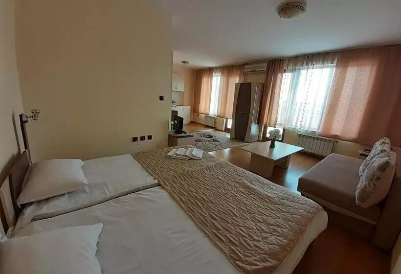 Hotelli Gelov