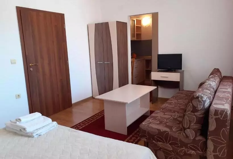 Hotelli Gelov