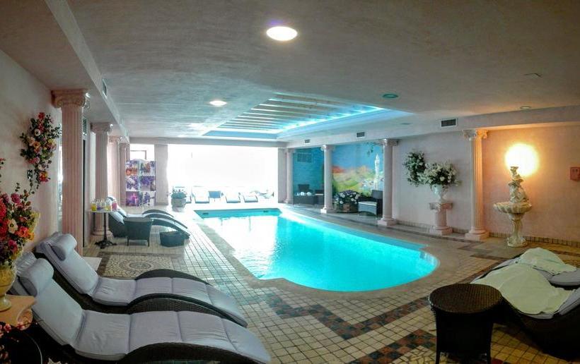 La Bocchetta Romantic Spa Hotel E Ristorante