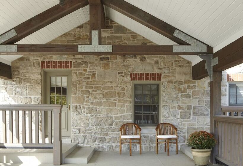 فندق The Barracks Inn