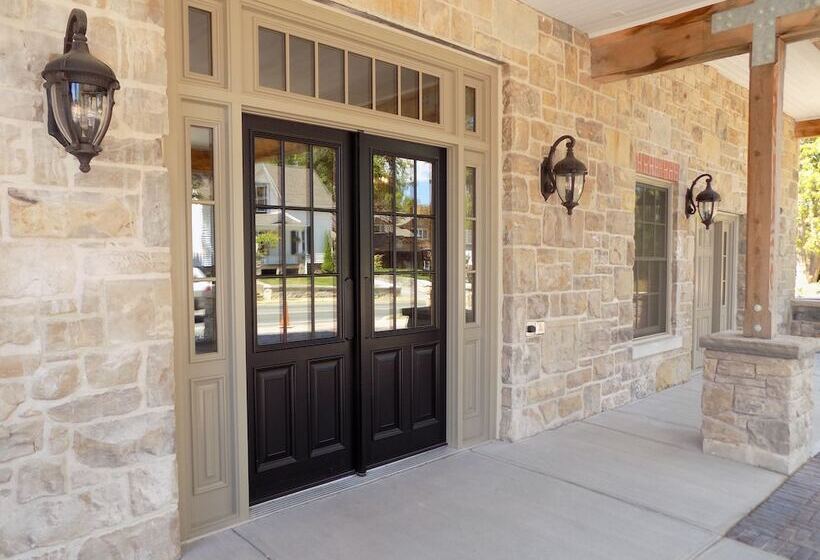 فندق The Barracks Inn