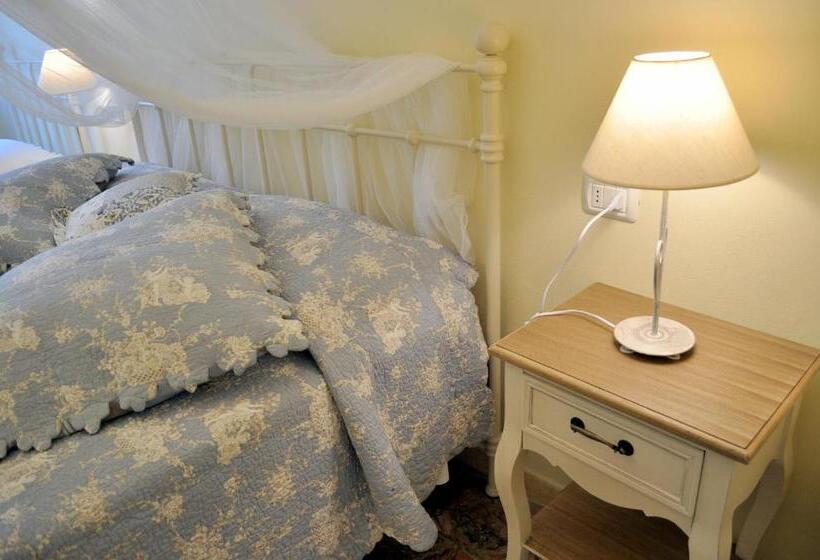 酒店 Tirrena Bike & Country