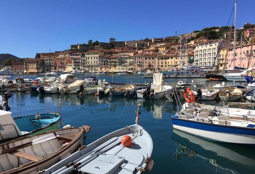 酒店 Tirrena Bike & Country