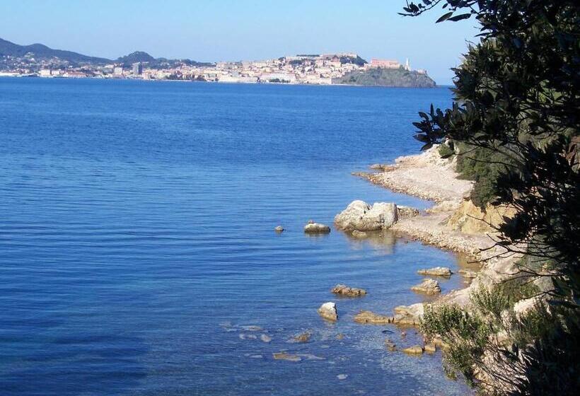 酒店 Tirrena Bike & Country