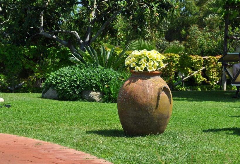 酒店 Tirrena Bike & Country