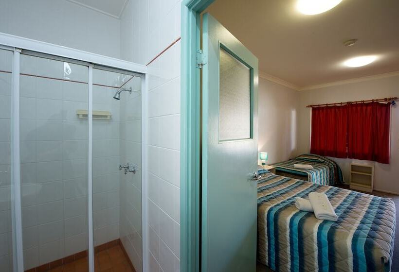 Lamington Hotel Motel Detached Motel